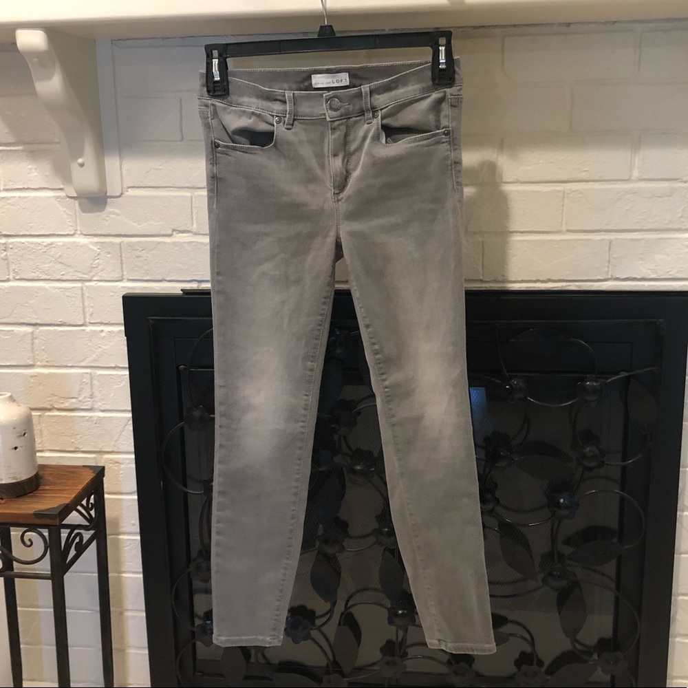 LOFT gray leggings jeans